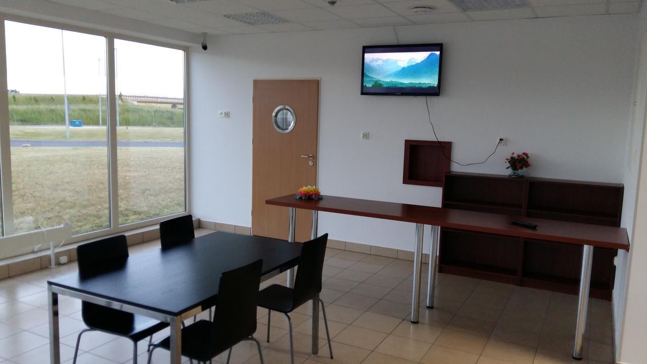 Motel Stare Brynki przy stacji BP Trójka Chlebowo Zewnętrze zdjęcie