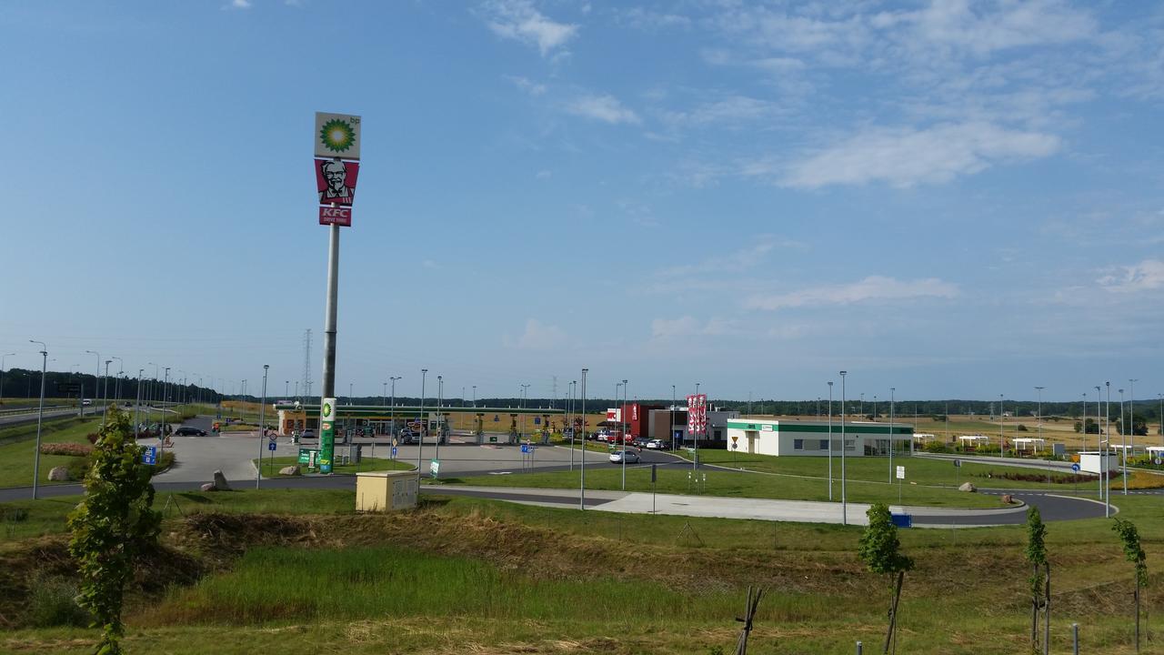 Motel Stare Brynki przy stacji BP Trójka Chlebowo Zewnętrze zdjęcie